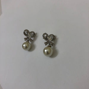Bow Earrings with Simulated Pearls